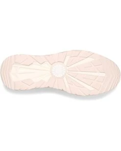 UGG Captrail High | Sneakers & Athletic Shoes -The Cozy Boot 51glLifpkeL. AC SR736920