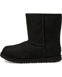 UGG Kids Classic Short II Waterproof (Little Kid/Big Kid) | Boots 8 UGG Kids Classic Short II Waterproof (Little Kid/Big Kid) | Boots -The Cozy Boot 616jfd8ikuL. AC SR736920