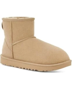 UGG Classic Mini II | Boots -The Cozy Boot 61vYPcOl7TL. AC SR736920
