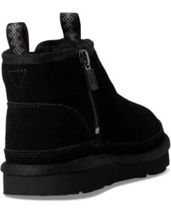 UGG Kids Neumel Chelsea (Toddler/Little Kid) | Boots -The Cozy Boot 61yvK4AED7L. AC SR736920