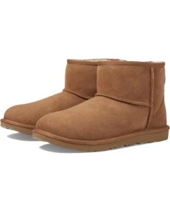 UGG Kids Classic Mini II (Little Kid/Big Kid) | Boots -The Cozy Boot 81UZyG5a8ML. AC SR736920