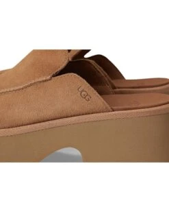 UGG New Heights Slide | Heels -The Cozy Boot 81UrtdTNpWL. AC SR736920